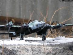  1/72 -8 (Amodel Pe-8)