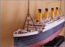  1/400 R.M.S. Titanic 1:400 (Modelist)