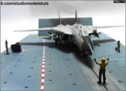 Academy 1/72 F-14 Tomcat USS Forrestal