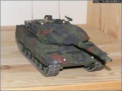 Tamiya 1/35 Leopard 2 A6