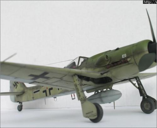 Hobbyboss 1/48 Fw-190D-9 Langnase Dora    !