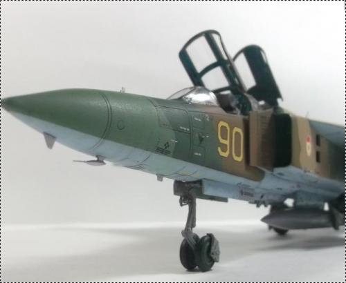 Trumpeter 1/48 -23    