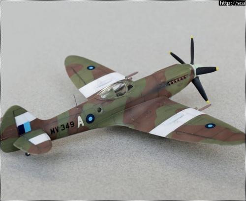 Fujimi 1/72 Fighter Recon Spitfire F.R.MK.14E