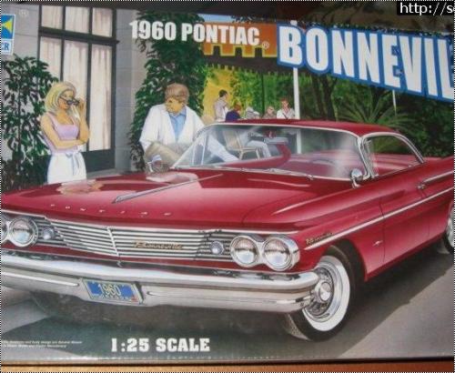  Trumpeter 1/25 Pontiac Bonneville 1960