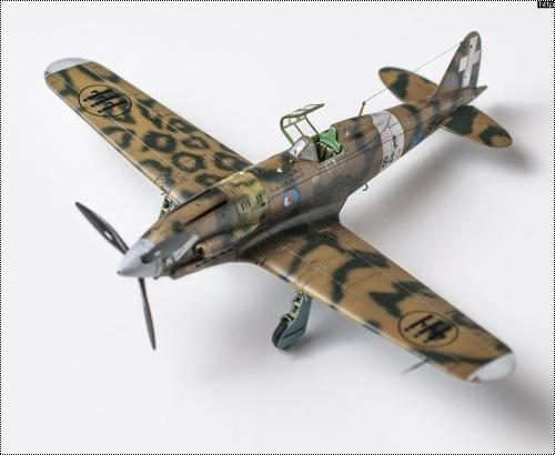 Hobby 2000/Hasegawa 1/72 Macchi MC.202 Folgore