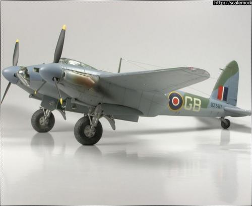 Tamiya 1/72 De Havilland Mosquito B Mk.IV, 105 Squadron RAF