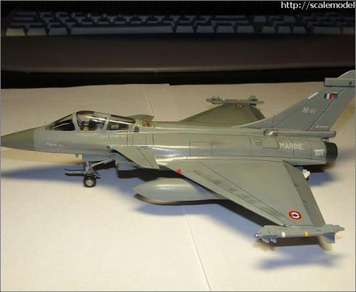 Italeri 1/72 Rafale M -     