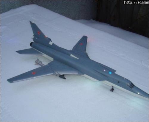 Esci 1/72 -223 Backfire C
