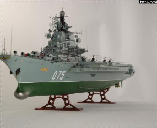 Trumpeter 1/700   -  