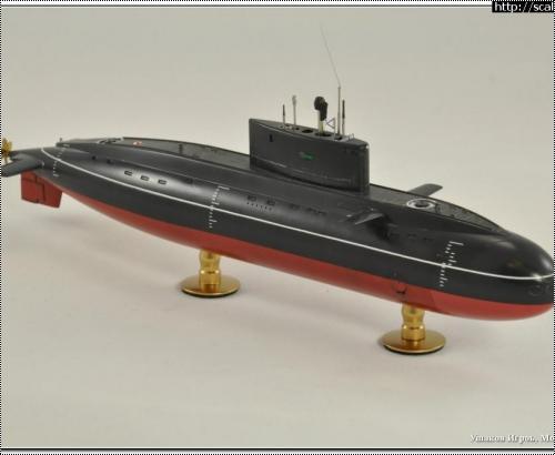 Bronco 1/350  -808   877  - 