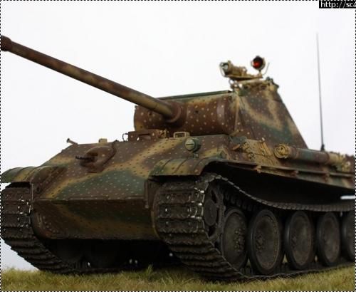 Dragon 1/35 Panther Ausf.G w/FG 1250 -  