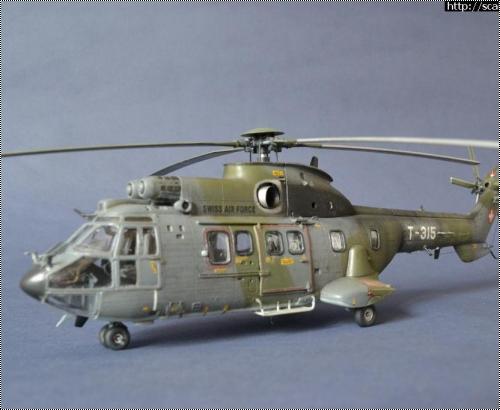 Italeri 1/72 AS-332M1 Super Puma -   